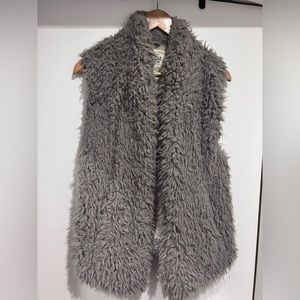 FAUX FUR BILLABONG VEST
